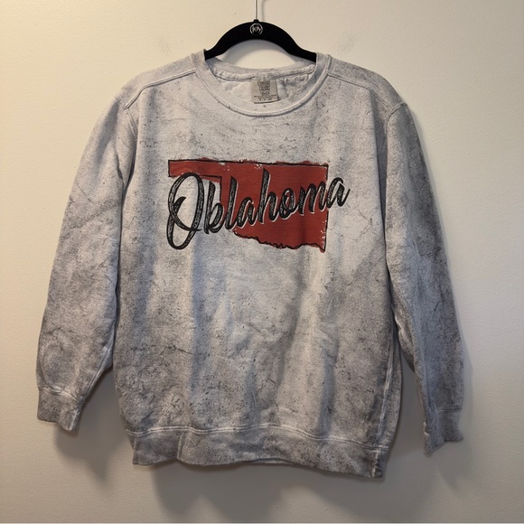 Womens Gray Colorblast Red Oklahoma OU Crewneck Long Sleeve Sweatshirt Sz S - Picture 1 of 4
